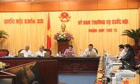 Komite Tetap Majelis Nasional Vietnam meneruskan agenda persidangan ke-11